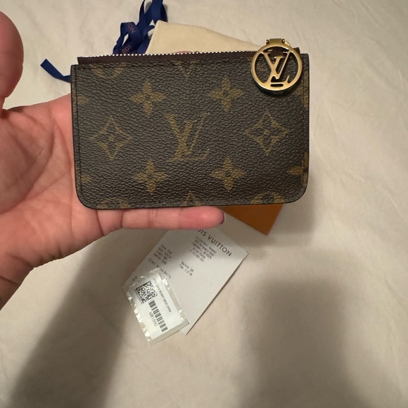 SOLD🔥Louis Vuitton Romy cardholder - Picture 3 of 9